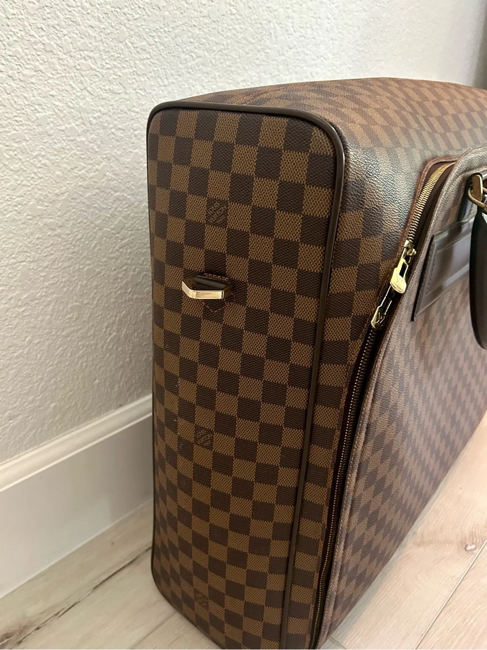 Authentic Louis Vuitton Brown Checkered Damier Canvas Travel Briefcase